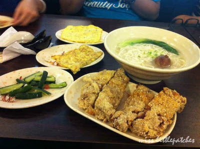 Shih Lin Fried Chicken Noodles