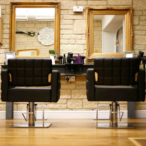 Russell Brooks Hairdressing & Hairextensions