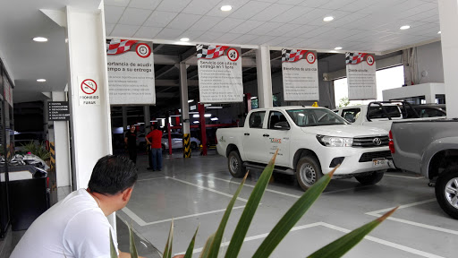 Toyota Laguna, Blvrd Independencia 2200, Estrella, 27010 Torreón, Coah., México, Concesionario de automóviles | COAH