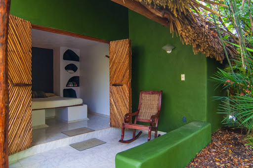 Genesis Eco-Oasis, Ek Balam Village, 20 mins north of Valladolid, 97743 Ekbalam, Yuc., México, Alojamiento en interiores | YUC