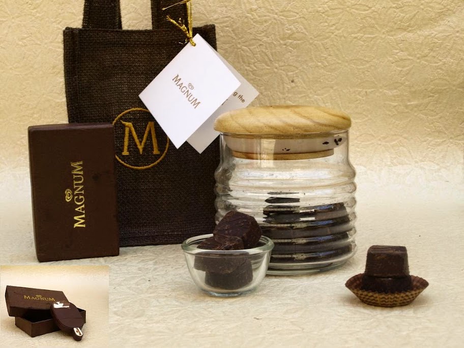 Goodies from Magnum - Few chocolates, bag and pen drive