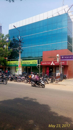 ICICI Lombard General Insurance Co. Ltd, 1st Floor Thiripura Arcade , No.75 –A, Trivandrum High Road,, Palayamkottai, Tirunelveli, Tamil Nadu 627002, India, Car_and_Motor_Insurance_Agency, state TN