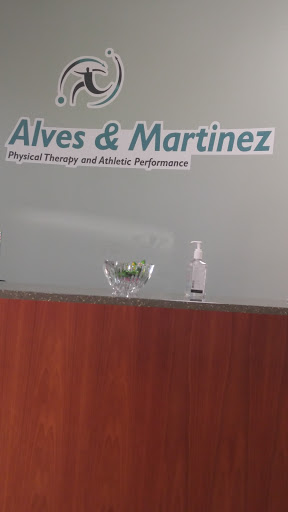 Physical Therapist «Alves & Martinez Physical Therapy & Athletic Performance», reviews and photos