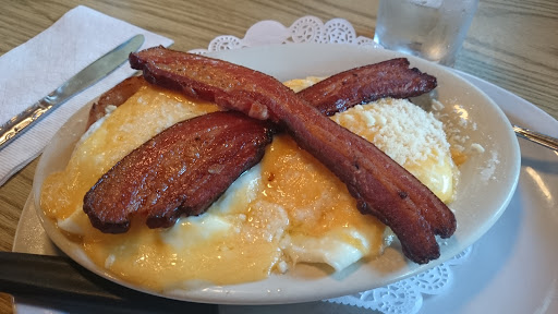 J & M Cafe