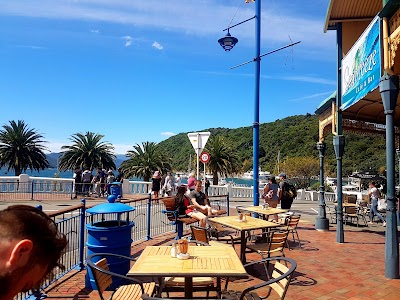 Photos of Seabreeze Cafe & Bar