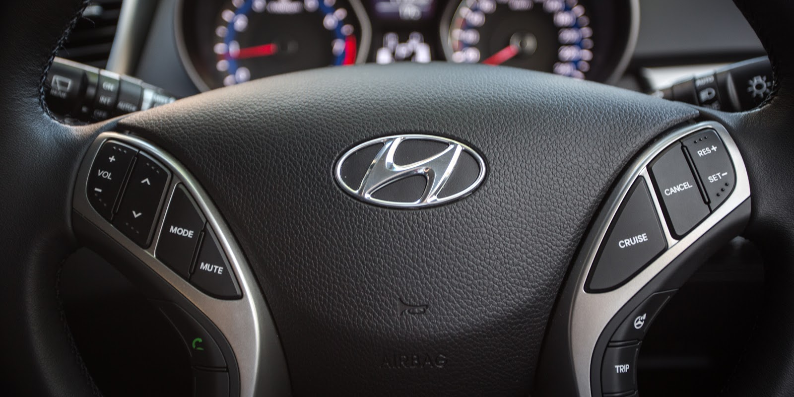 Đánh giá xe Hyundai i30 2016