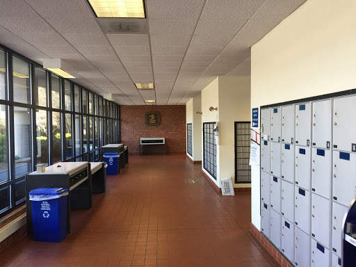 Post Office «US Post Office», reviews and photos, 579 Folly Rd, Charleston, SC 29412, USA