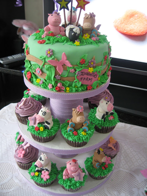 BELLAS CUPCAKES - CLICK HERE TO VIEW WEBSITE