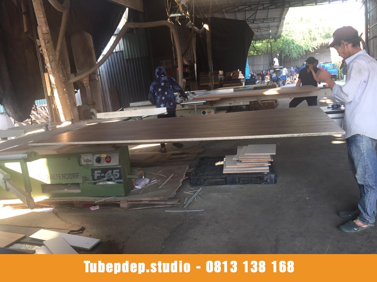 Đóng tủ bếp gỗ công nghiệp giá rẻ tại Tubepdep