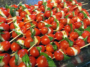 Caprese Skewers, appetizer, picnic food