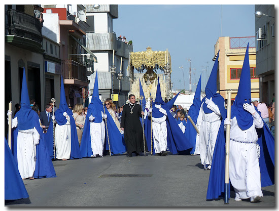 Nuestro Padre Jesús en la Presentación al Pueblo y Nuestra Señora del Amor y Sacrificio.