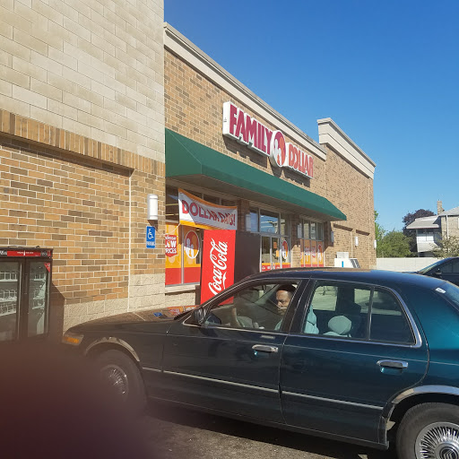 Dollar Store «FAMILY DOLLAR», reviews and photos, 24950 W Outer Dr, Lincoln Park, MI 48146, USA