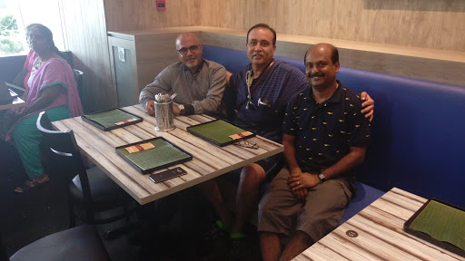 Muthu's Curry Restaurant Pte Ltd