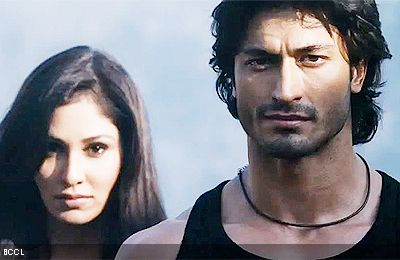 Hunk Vidyut Jamwal plays the role of a trained commando in the film.