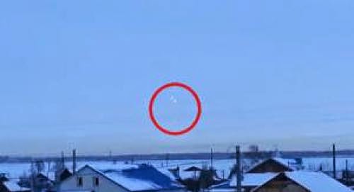 Ufo Sighting Amateur Photographer Sees Ufo Over Mountains In Canada