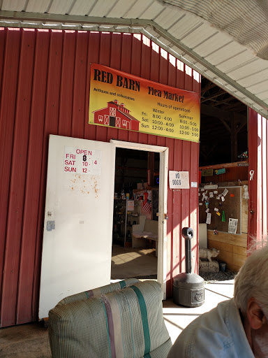 Flea Market «Red Barn Flea Market Auction», reviews and photos, 3381 Kings Hwy, Colonial Beach, VA 22443, USA