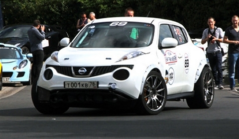 Video Russian Nissan Juke R with 800hp GT-R Engine at Nurburgring