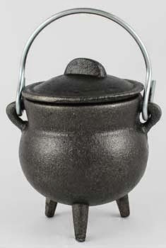 Plain Cast Iron Cauldron 3