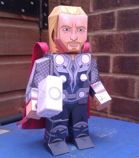 2012 Avengers Thor Papercraft