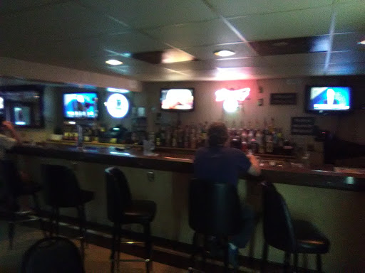 Sports Bar «End Zone Sports Bar», reviews and photos, 45 W High St, Elizabethtown, PA 17022, USA