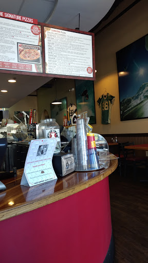Pizza Restaurant «Extreme Pizza», reviews and photos, 3100 Lakeville Hwy, Petaluma, CA 94954, USA