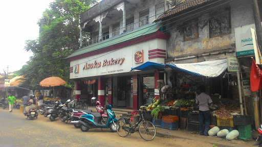 Asoka Bakery, Boat Jetty Rd, Mullakkal, Alappuzha, Kerala 688011, India, Bakery_and_Cake_Shop, state KL