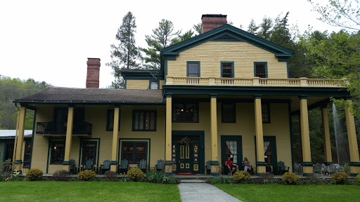 Glen Iris Inn