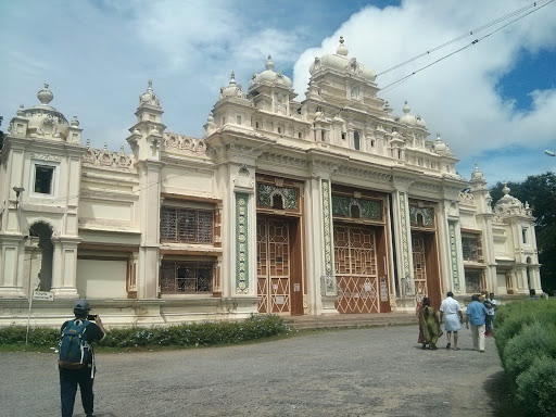 Jaganmohan Palace and Art Gallery, Opp City Bus Stand, Jagan Mohan Palace Road, Chamrajpura, Mysuru, Karnataka 570024, India, Tourist_Attraction, state KA