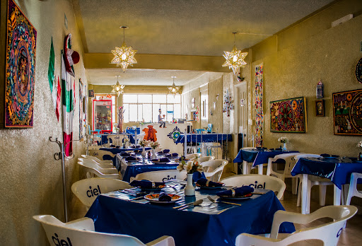Restaurante Los Compadres, Calle Miguel Hidalgo Y Costilla 75, Loma del Cerrito, 37980 San José Iturbide, Gto., México, Restaurante de comida para llevar | GTO