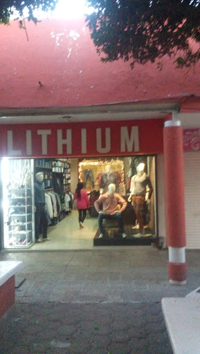 Lithium, Plaza de las Americas, Estados Unidos 200, 76050 Santiago De Queretaro, QRO, México, Tienda de ropa | Santiago de Querétaro