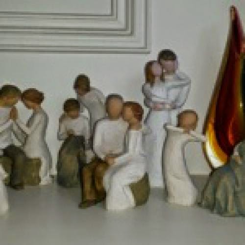 My Willow Tree Grandparents With Grandchildren Figurines Collection