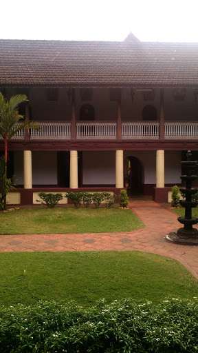 Orthodox Theological Seminary, Pazhaya Seminary Rd, Chungam, Kottayam, Kerala 686001, India, Church, state KL