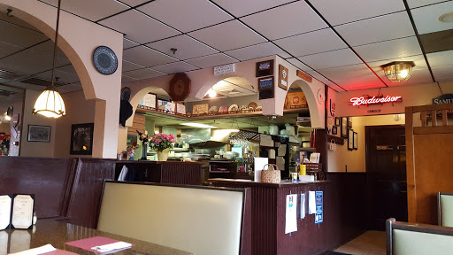 Pizza Restaurant «Suffield Pizza & Family Restaurant», reviews and photos, 78 Bridge St #122, Suffield, CT 06078, USA