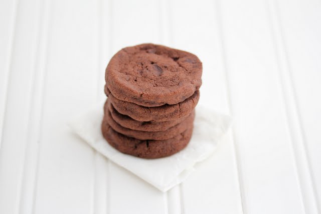 close-up photo of a stack of cookies