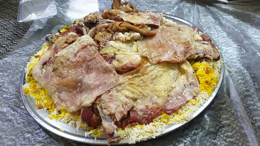محانذ بن عواض مطعم في محايل