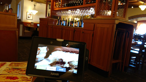 Italian Restaurant «Olive Garden», reviews and photos, 1635 W River Rd N, Elyria, OH 44035, USA