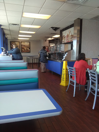 Fast Food Restaurant «Burger King», reviews and photos, 25300 Michigan Ave, Dearborn, MI 48124, USA
