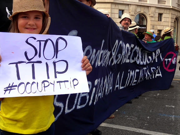 Fotos Día de Acción #OccupyTTIP