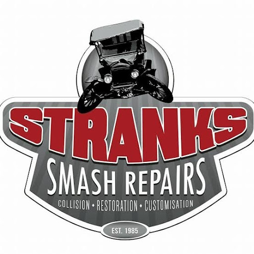 Stranks Smash Repairs logo