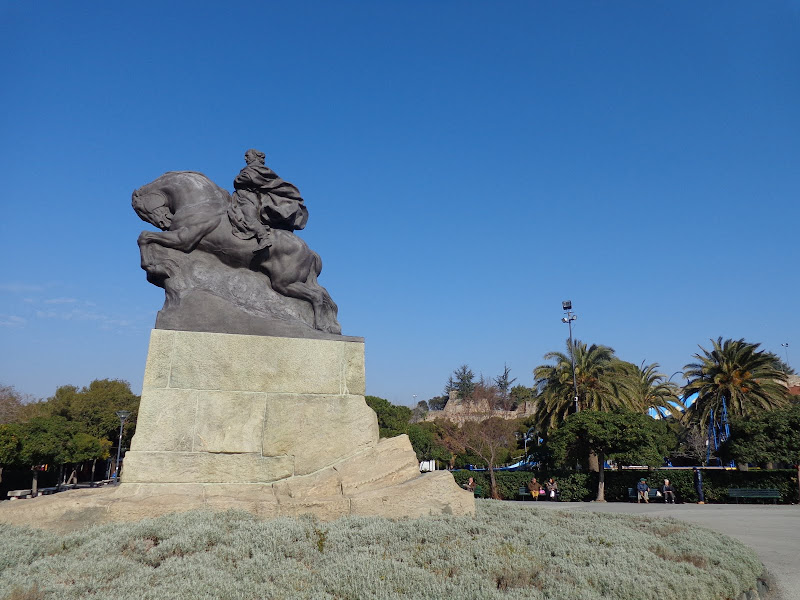 А включите-ка мне усилители качки! А подайте-ка белых пиджаков. Costa Paсifica февраль 13г