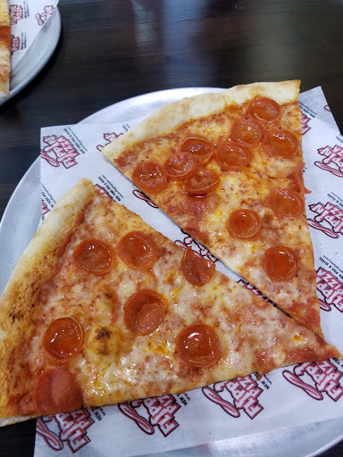 Pizza Restaurant «Flippin Pizza», reviews and photos, 9548 Main Street Unit C, Fairfax, VA 22031, USA