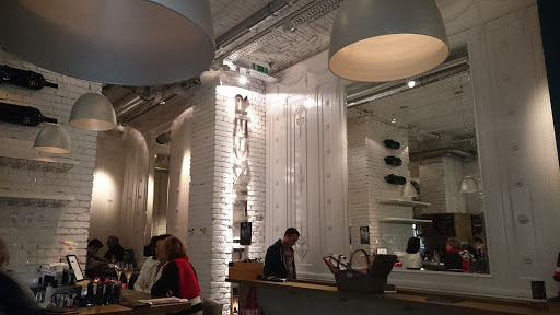 Leo HILLINGER Wineshop & Bar Wien Wollzeile