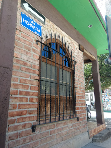 Café-Restaurante La cabaña de Jorge, Herrera 14, Zona Centro, 36200 Romita, Gto., México, Restaurante | GTO