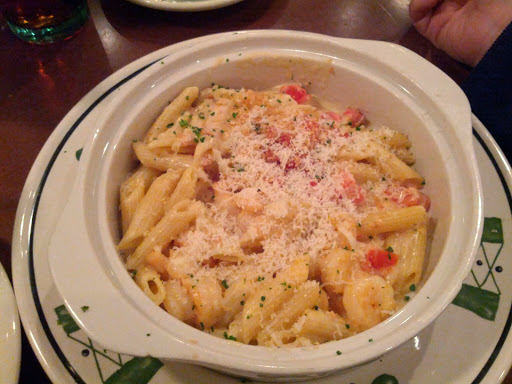 Italian Restaurant «Olive Garden», reviews and photos, 6000 Oxford Dr, Bethel Park, PA 15102, USA