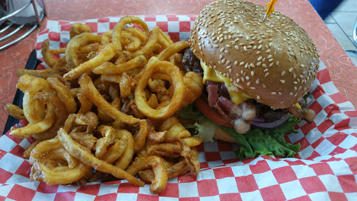 Hamburger Restaurant «Phyllis Giant Burgers», reviews and photos, 1774 Piner Rd, Santa Rosa, CA 95403, USA
