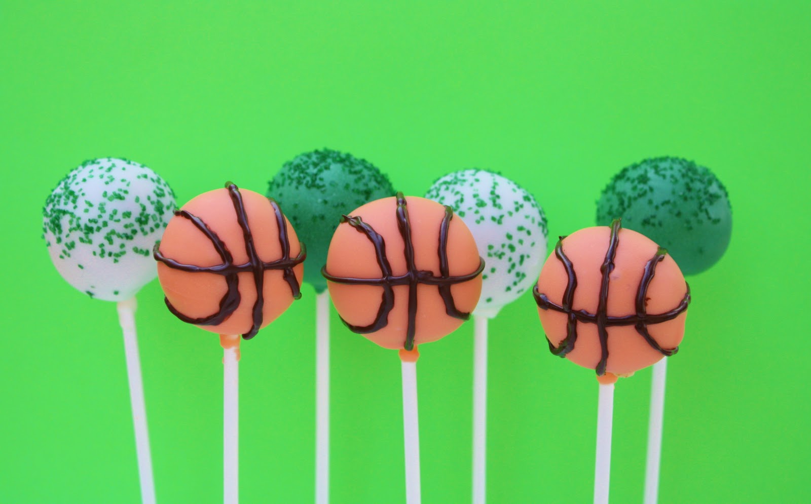 Burn Me Not: Basketball Cake Pops