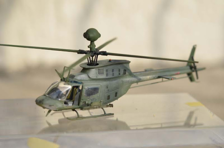 [Italeri] Bell OH-58 D Kiowa Warrior 20111101%2520OH-58%2520Kiowa-1