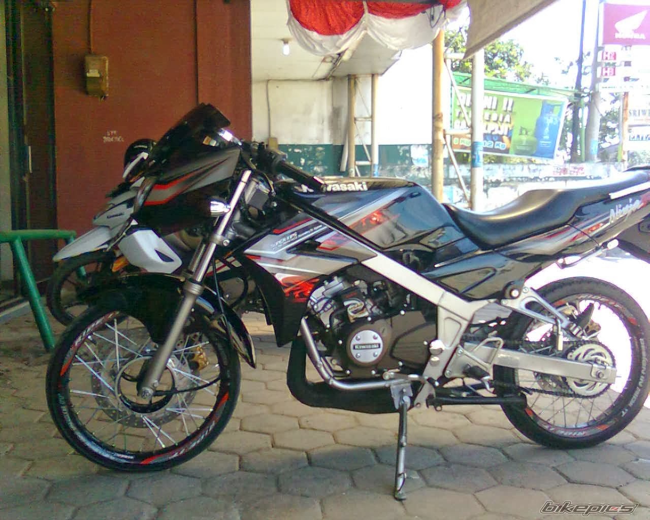 Kawasaki Ninja 150 L New 2015