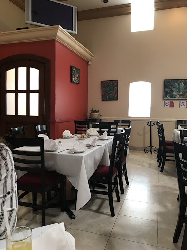 El Granero, Calle Gaspar de La Garza Nte. #807, Zona Centro, 87000 Cd Victoria, Tamps., México, Restaurante de brunch | TAMPS