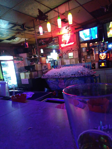 Bar «Two Bucks Saloon», reviews and photos, 1915 N Hercules Ave, Clearwater, FL 33763, USA
